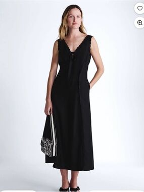 Sleeveless Black V-Neck Maxi Dress with Tie Detail